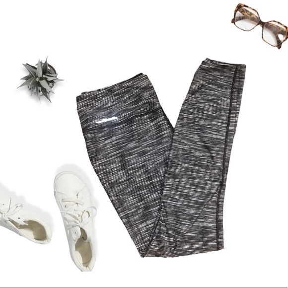 Eddie Bauer Movement Capri Gray Space Dye Leggings Astir Free Dry - Picture 11 of 11